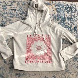 Super cute Levi’s sweatshirt